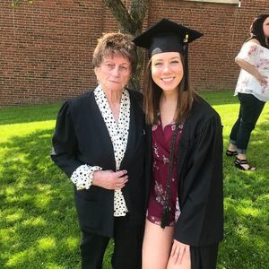 Meet your Posher, Annie